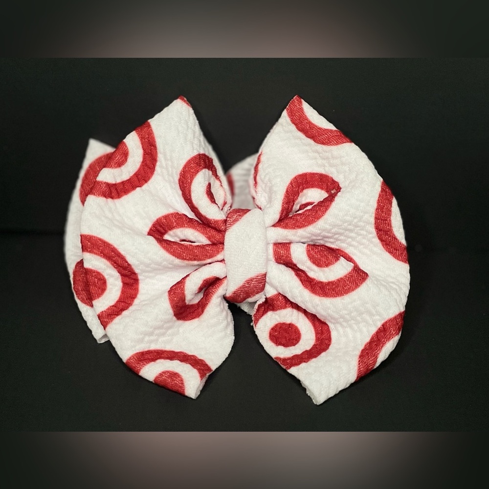 Target bow on nylon